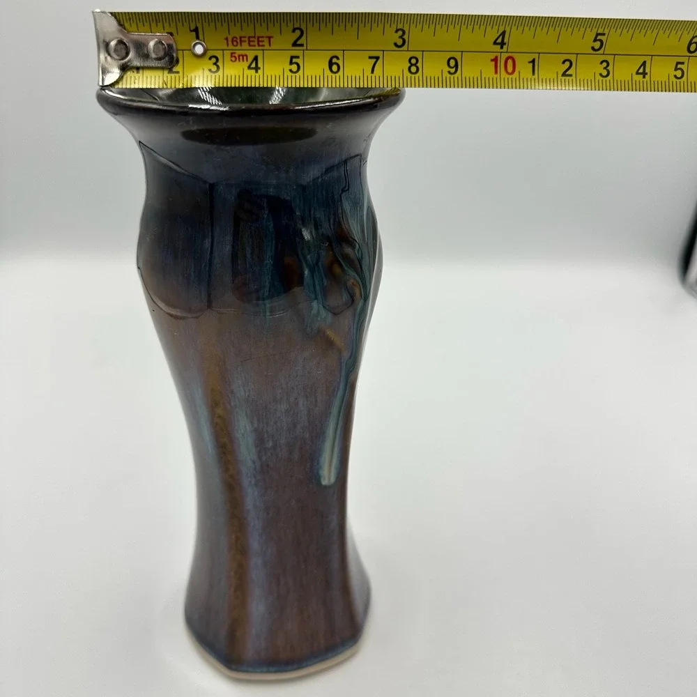 Signed Bill Campbell Studio Pottery Vase‎ Iridescent Blue Brown Glaze 7.5